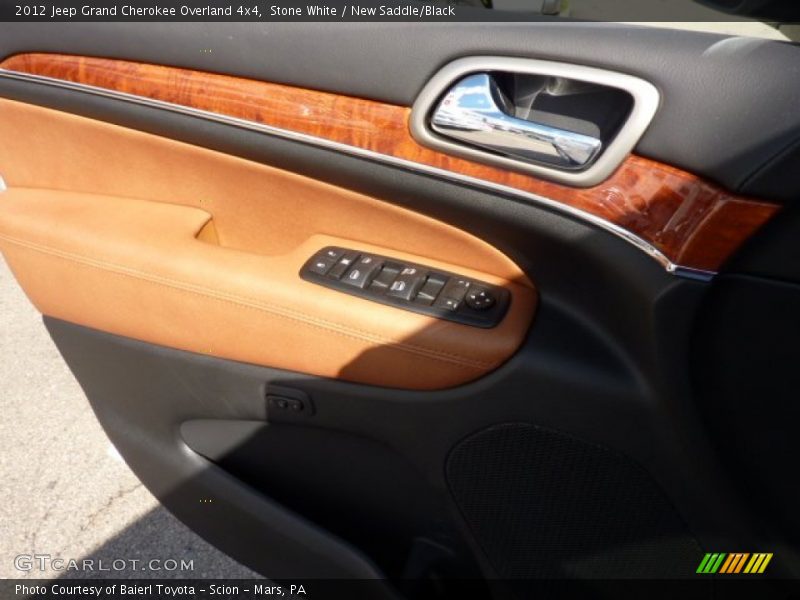 Stone White / New Saddle/Black 2012 Jeep Grand Cherokee Overland 4x4