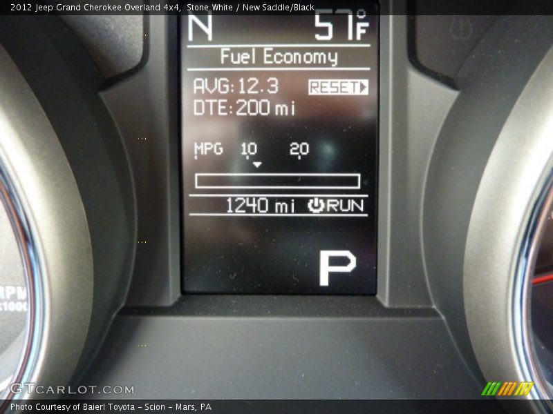 Stone White / New Saddle/Black 2012 Jeep Grand Cherokee Overland 4x4
