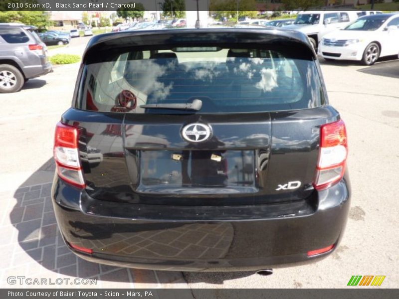 Black Sand Pearl / Charcoal 2010 Scion xD