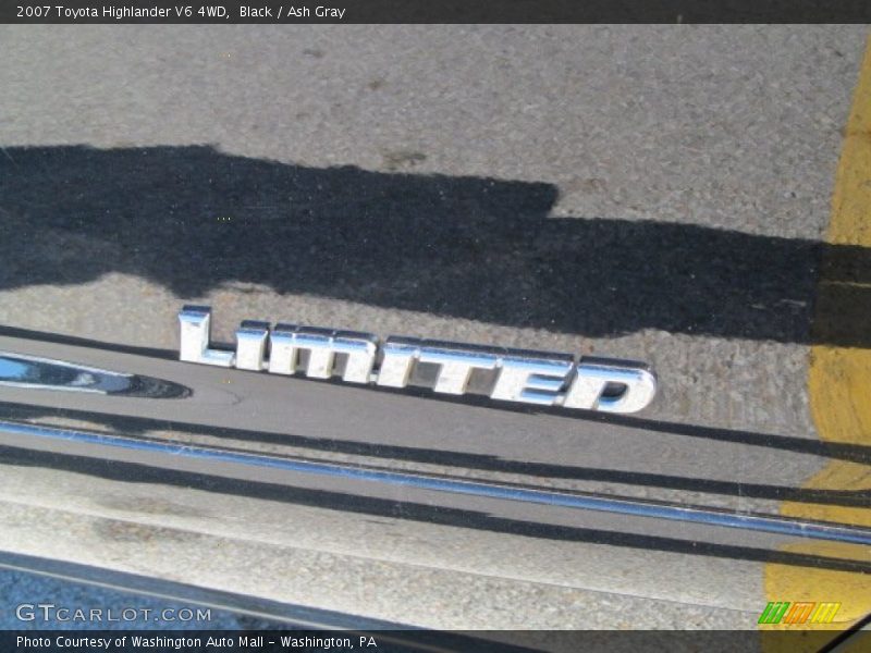 Black / Ash Gray 2007 Toyota Highlander V6 4WD
