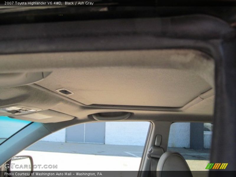 Black / Ash Gray 2007 Toyota Highlander V6 4WD