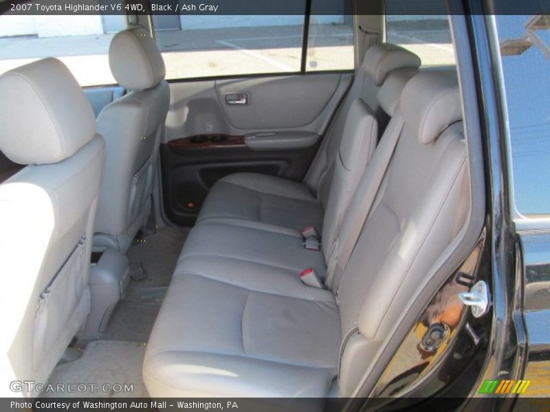 Black / Ash Gray 2007 Toyota Highlander V6 4WD