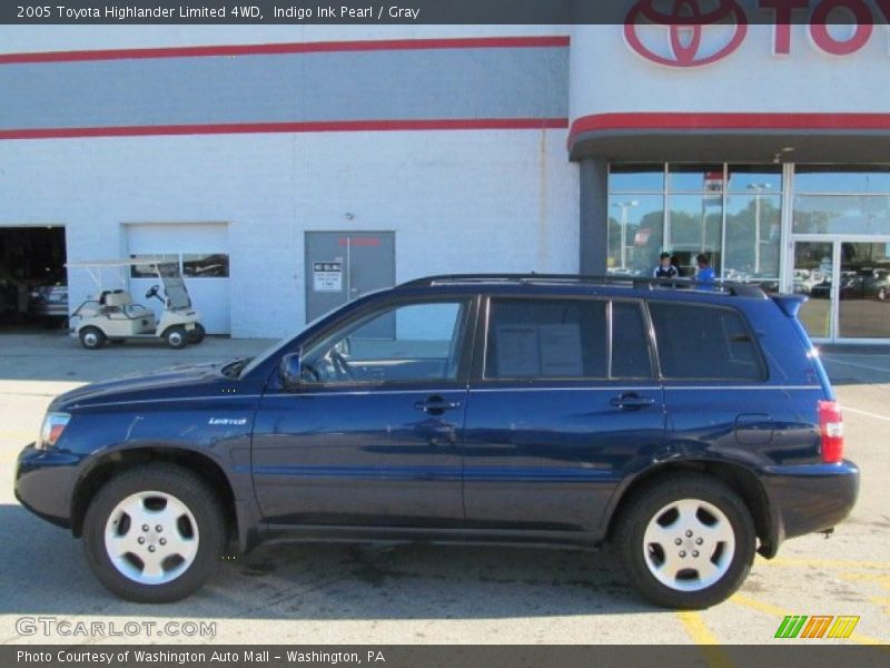 Indigo Ink Pearl / Gray 2005 Toyota Highlander Limited 4WD
