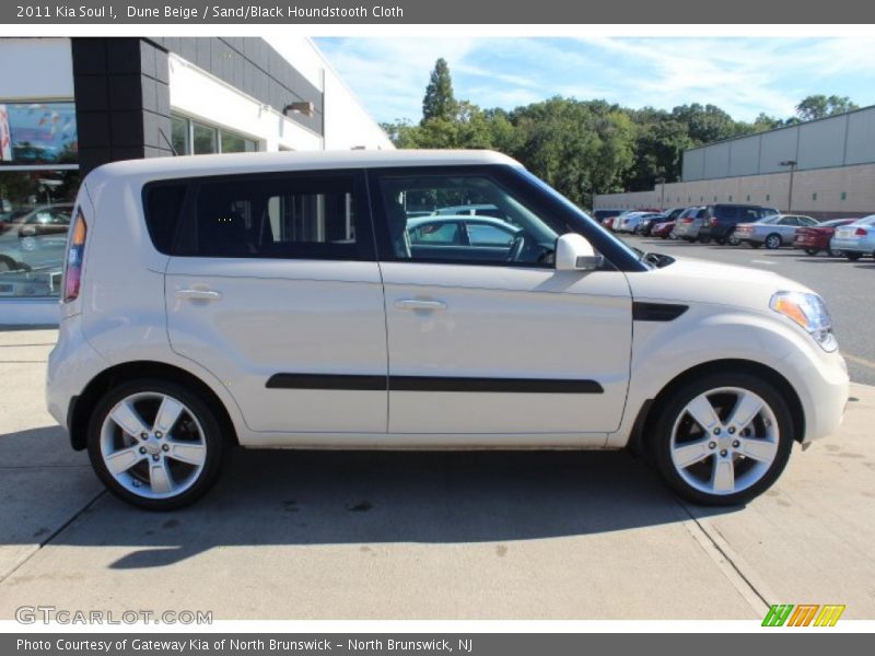 Dune Beige / Sand/Black Houndstooth Cloth 2011 Kia Soul !