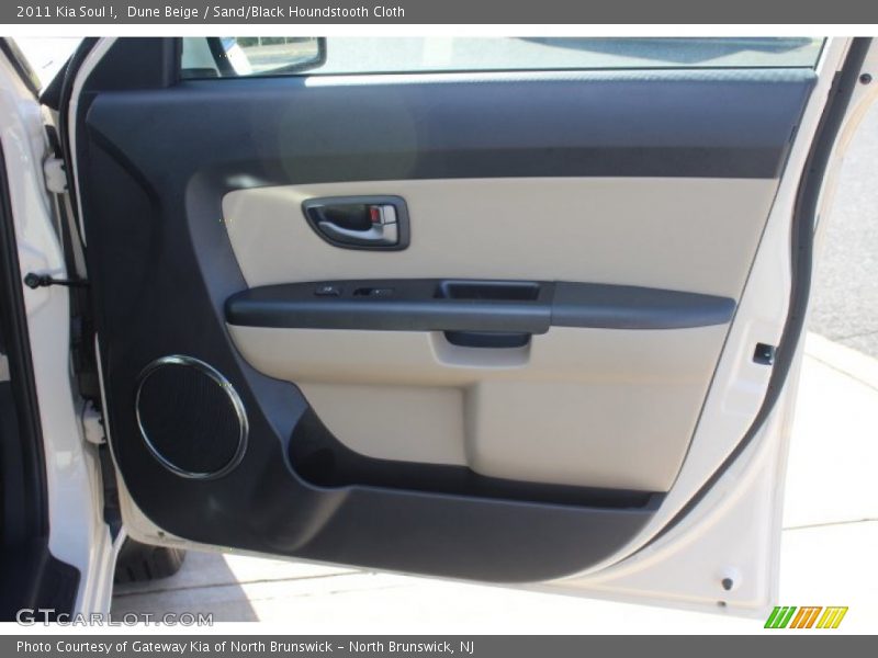 Door Panel of 2011 Soul !