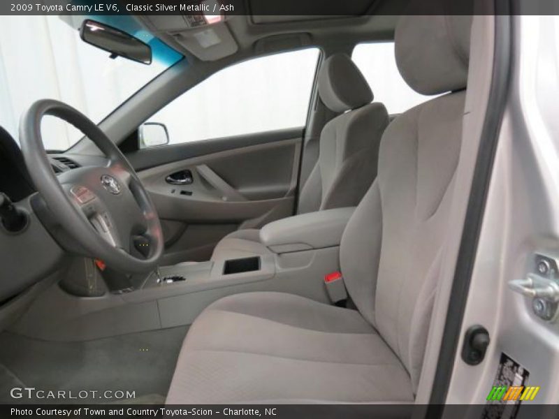 Classic Silver Metallic / Ash 2009 Toyota Camry LE V6