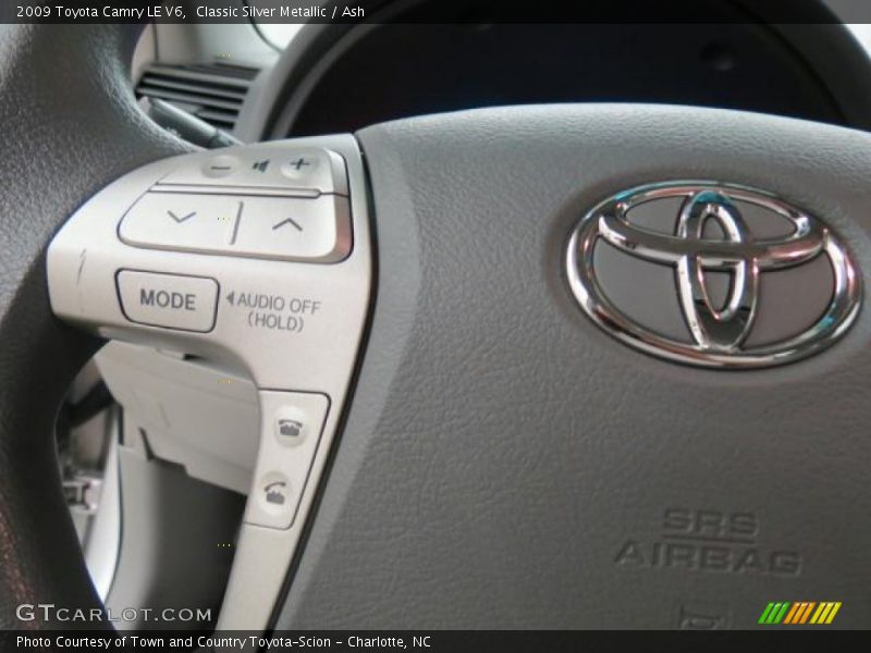 Classic Silver Metallic / Ash 2009 Toyota Camry LE V6