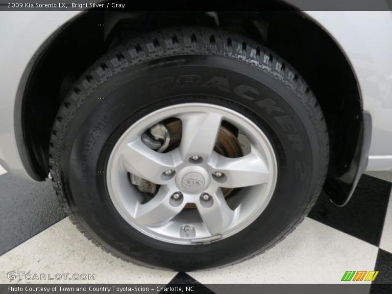 Bright Silver / Gray 2009 Kia Sorento LX