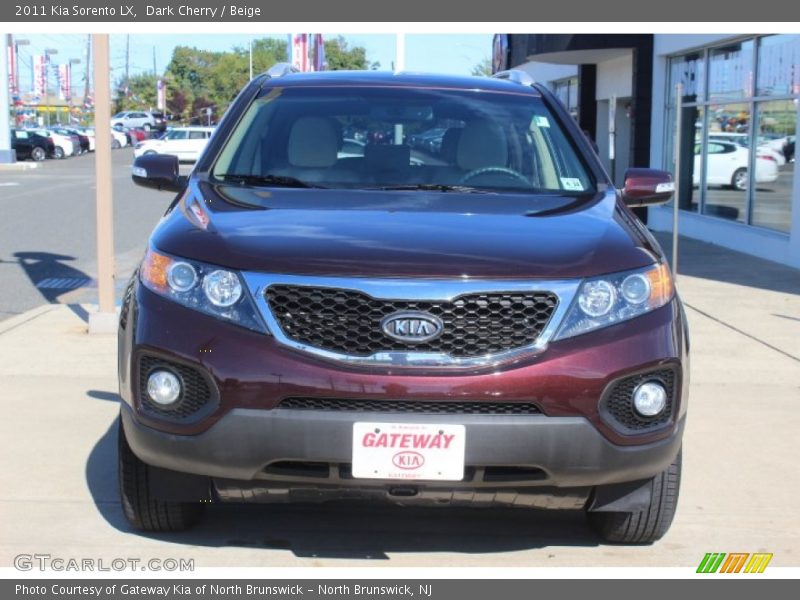 Dark Cherry / Beige 2011 Kia Sorento LX