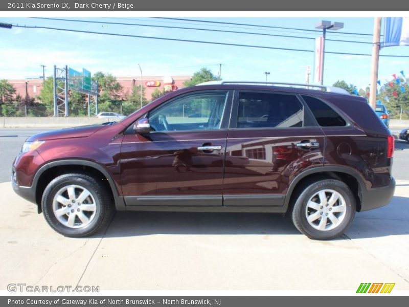 Dark Cherry / Beige 2011 Kia Sorento LX