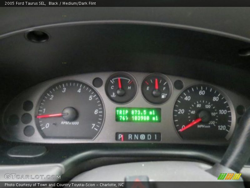 Black / Medium/Dark Flint 2005 Ford Taurus SEL