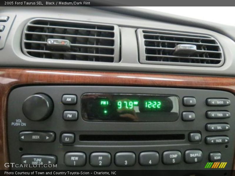 Black / Medium/Dark Flint 2005 Ford Taurus SEL