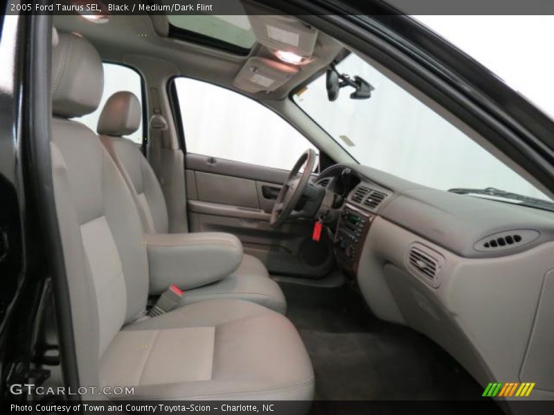 Black / Medium/Dark Flint 2005 Ford Taurus SEL