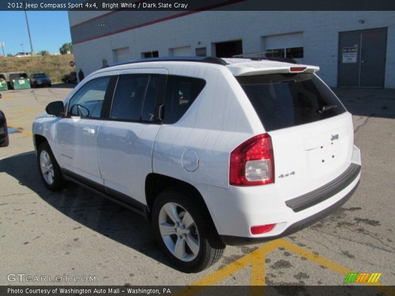 Bright White / Dark Slate Gray 2012 Jeep Compass Sport 4x4