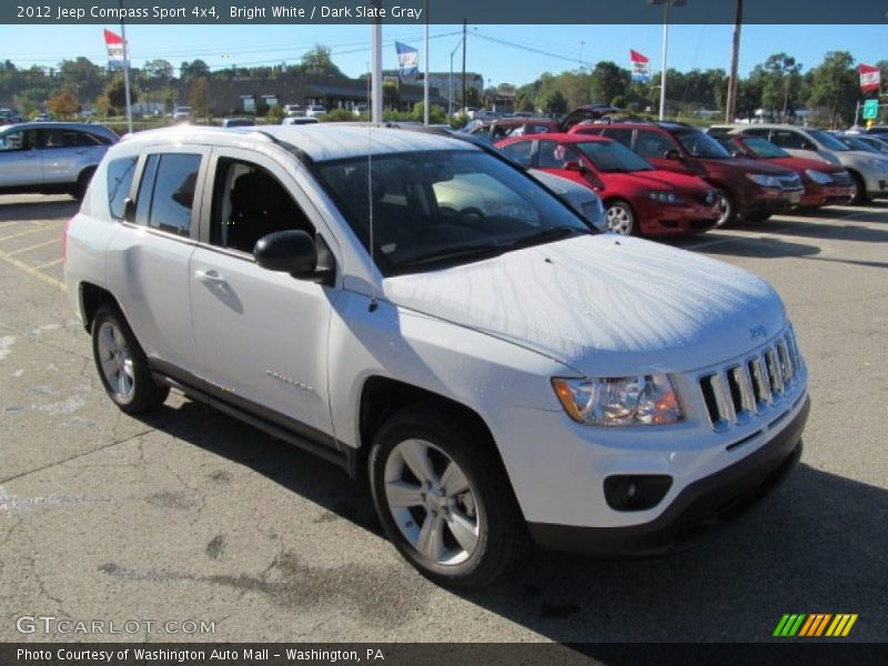 Bright White / Dark Slate Gray 2012 Jeep Compass Sport 4x4