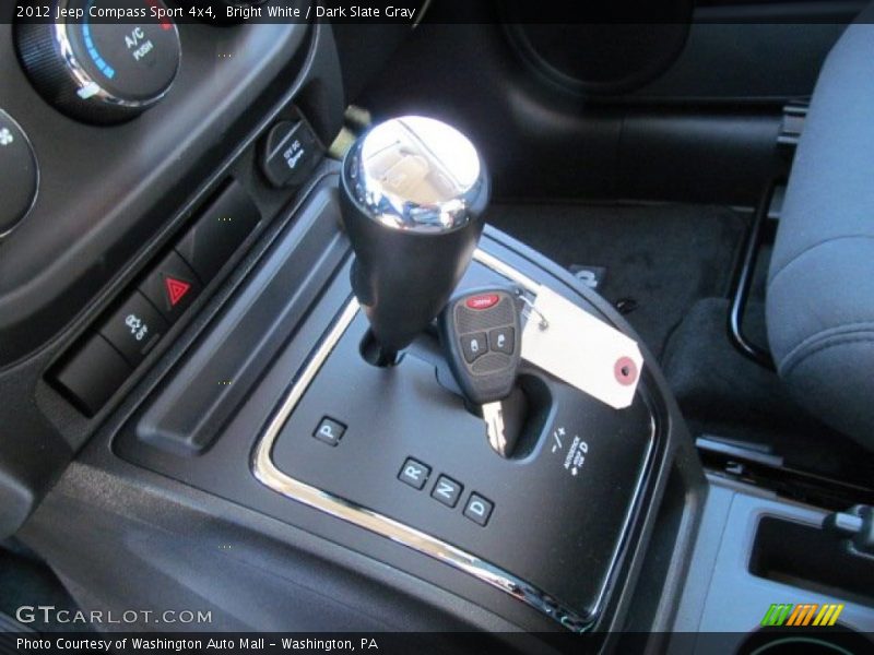 Bright White / Dark Slate Gray 2012 Jeep Compass Sport 4x4