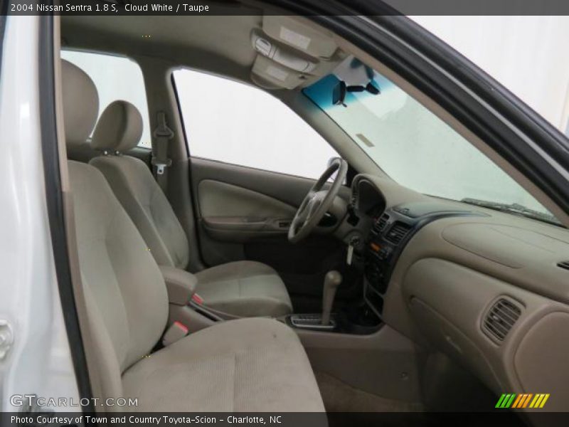 Cloud White / Taupe 2004 Nissan Sentra 1.8 S