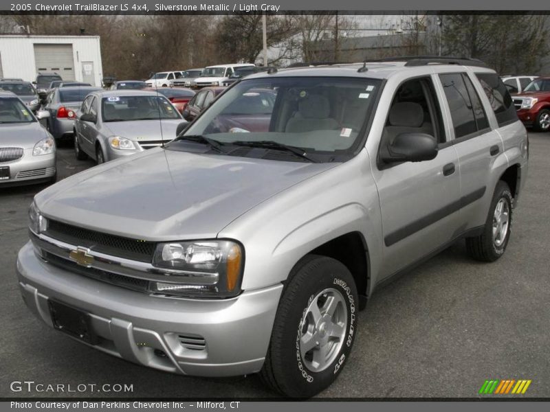 Silverstone Metallic / Light Gray 2005 Chevrolet TrailBlazer LS 4x4