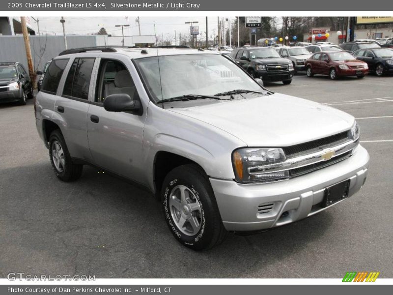 Silverstone Metallic / Light Gray 2005 Chevrolet TrailBlazer LS 4x4