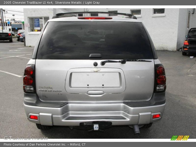 Silverstone Metallic / Light Gray 2005 Chevrolet TrailBlazer LS 4x4