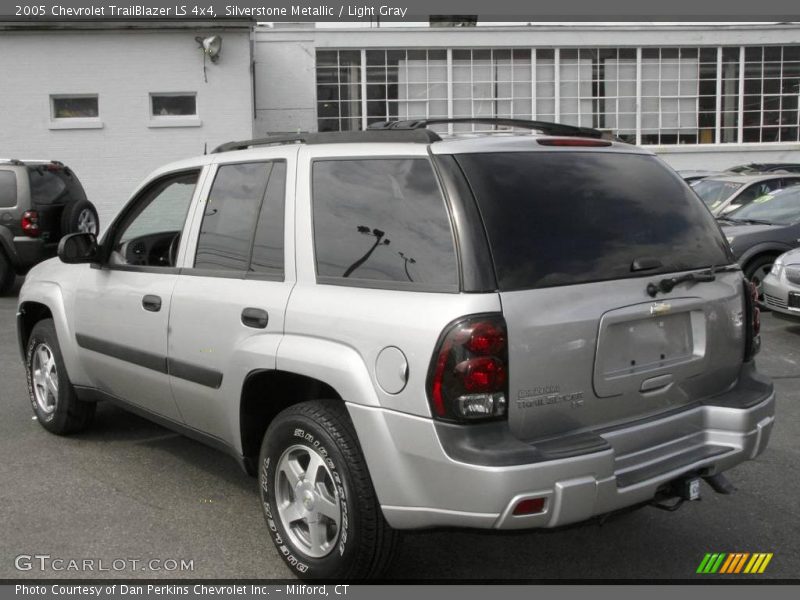 Silverstone Metallic / Light Gray 2005 Chevrolet TrailBlazer LS 4x4