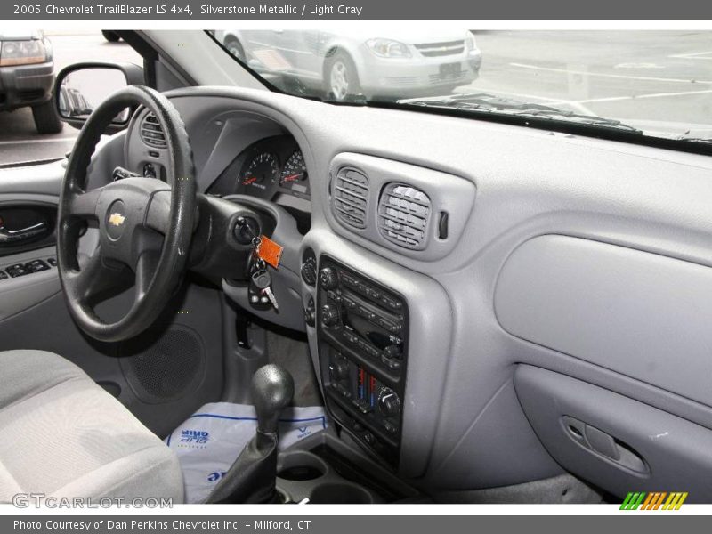 Silverstone Metallic / Light Gray 2005 Chevrolet TrailBlazer LS 4x4