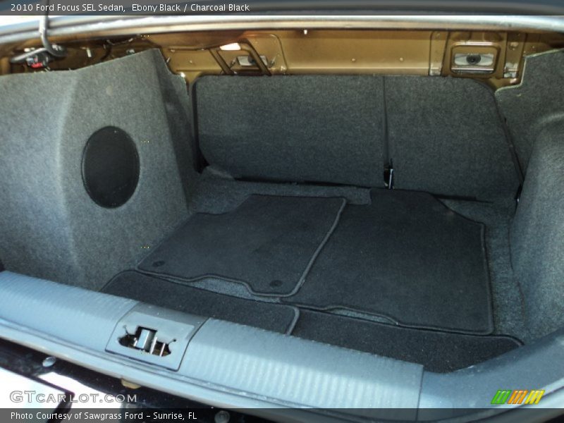 Ebony Black / Charcoal Black 2010 Ford Focus SEL Sedan