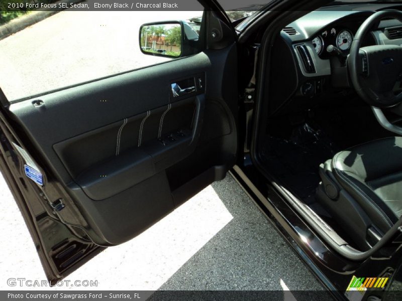 Ebony Black / Charcoal Black 2010 Ford Focus SEL Sedan