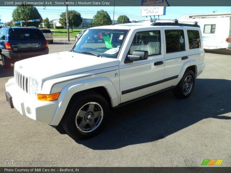 Stone White / Medium Slate Gray 2006 Jeep Commander 4x4