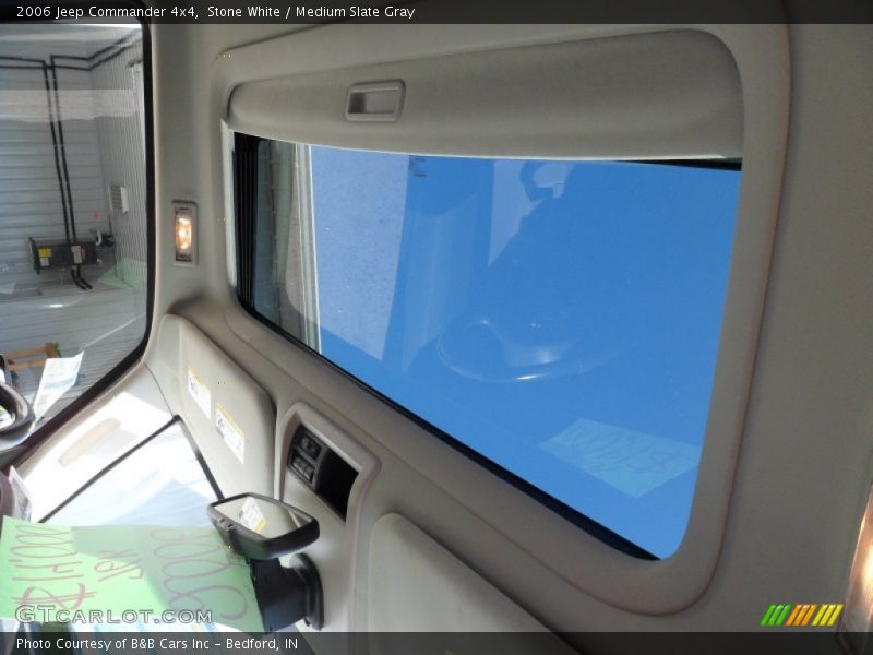 Stone White / Medium Slate Gray 2006 Jeep Commander 4x4