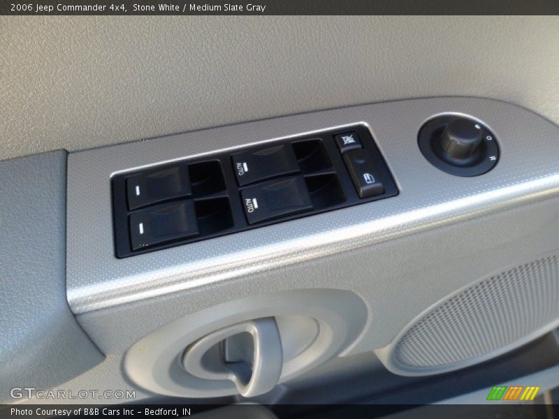 Stone White / Medium Slate Gray 2006 Jeep Commander 4x4