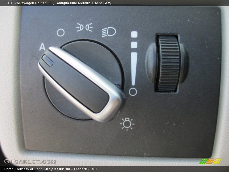 Antigua Blue Metallic / Aero Gray 2010 Volkswagen Routan SEL