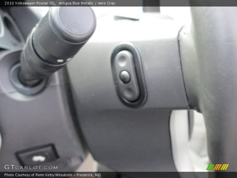 Antigua Blue Metallic / Aero Gray 2010 Volkswagen Routan SEL