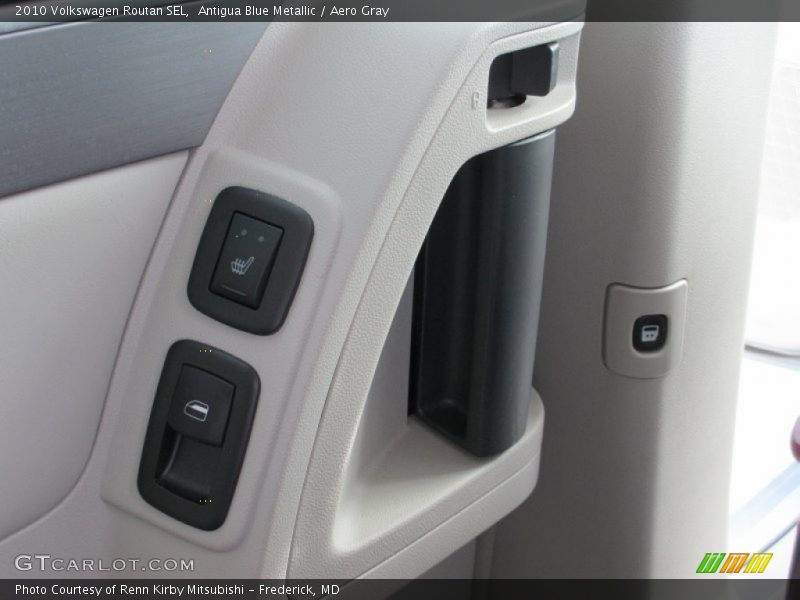 Antigua Blue Metallic / Aero Gray 2010 Volkswagen Routan SEL