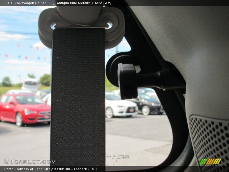 Antigua Blue Metallic / Aero Gray 2010 Volkswagen Routan SEL