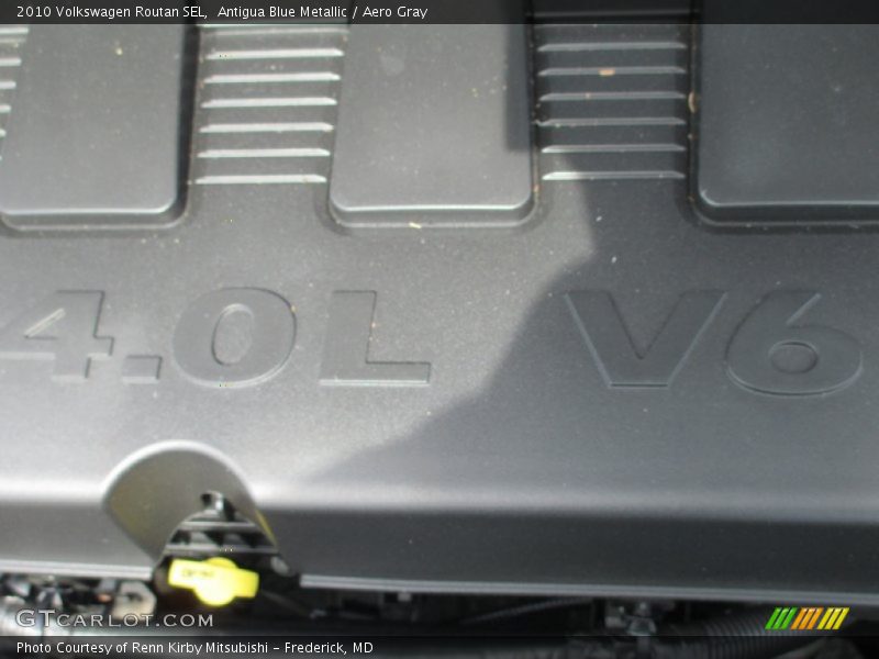 Antigua Blue Metallic / Aero Gray 2010 Volkswagen Routan SEL