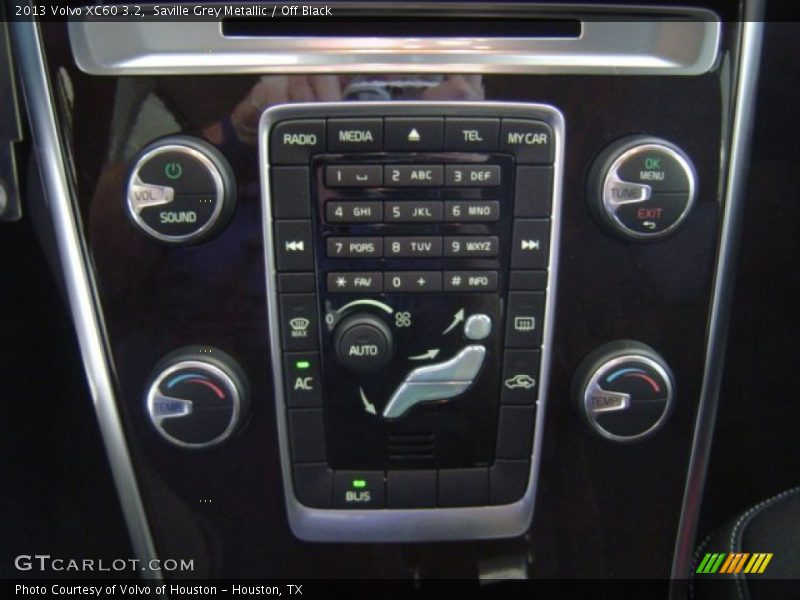 Saville Grey Metallic / Off Black 2013 Volvo XC60 3.2