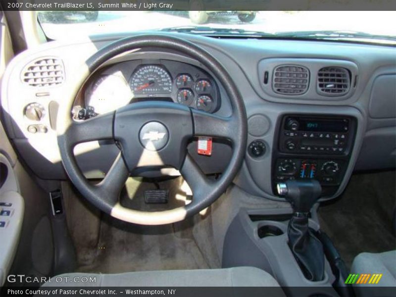 Summit White / Light Gray 2007 Chevrolet TrailBlazer LS