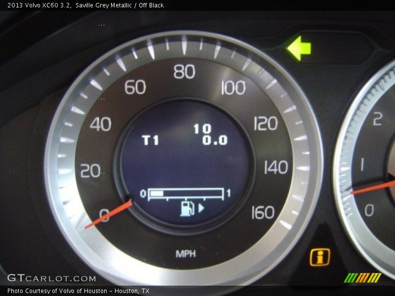 Saville Grey Metallic / Off Black 2013 Volvo XC60 3.2