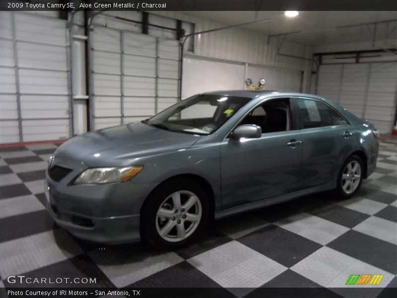 Aloe Green Metallic / Charcoal 2009 Toyota Camry SE