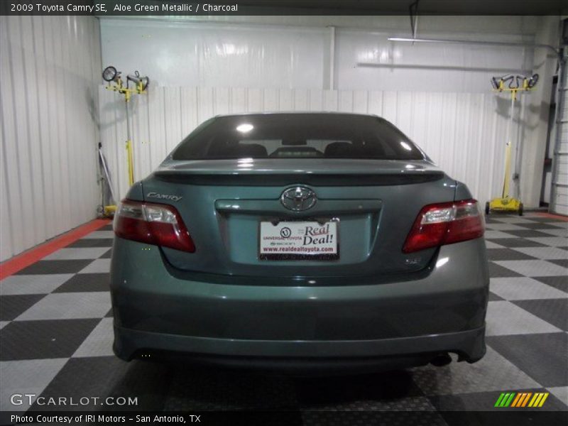 Aloe Green Metallic / Charcoal 2009 Toyota Camry SE