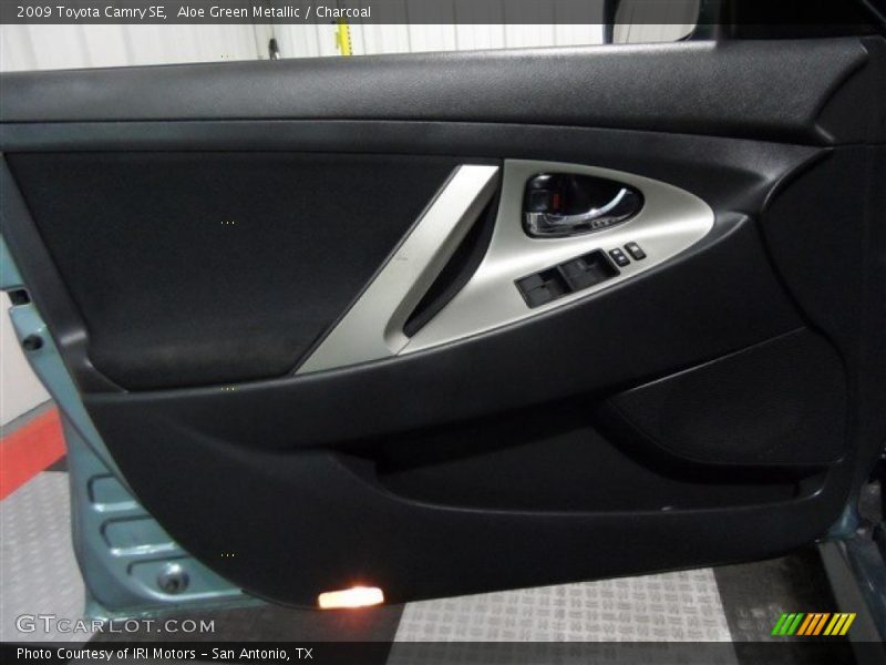 Aloe Green Metallic / Charcoal 2009 Toyota Camry SE