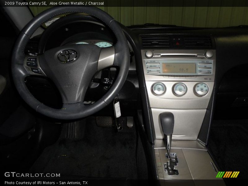 Aloe Green Metallic / Charcoal 2009 Toyota Camry SE