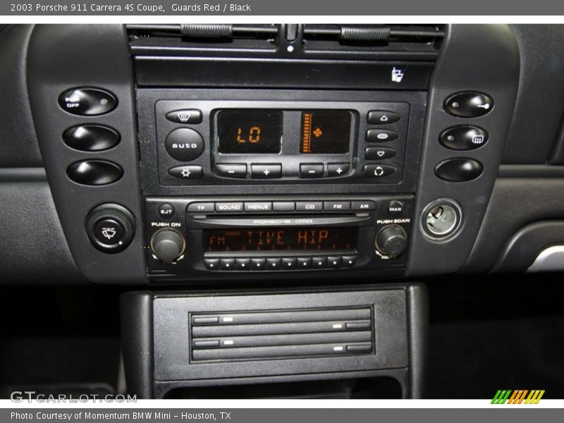 Controls of 2003 911 Carrera 4S Coupe