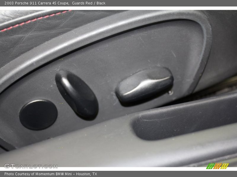 Controls of 2003 911 Carrera 4S Coupe