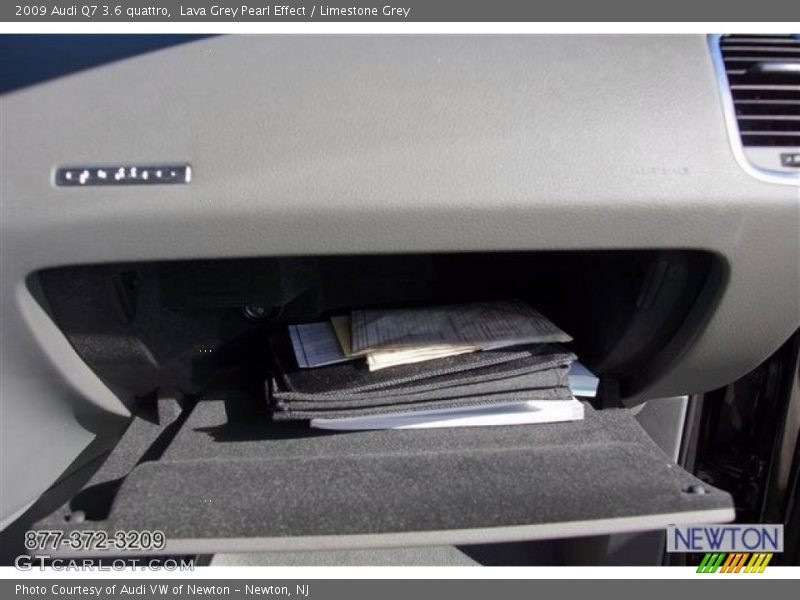 Lava Grey Pearl Effect / Limestone Grey 2009 Audi Q7 3.6 quattro