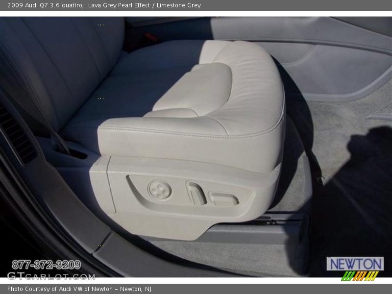 Lava Grey Pearl Effect / Limestone Grey 2009 Audi Q7 3.6 quattro