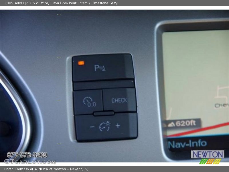 Lava Grey Pearl Effect / Limestone Grey 2009 Audi Q7 3.6 quattro