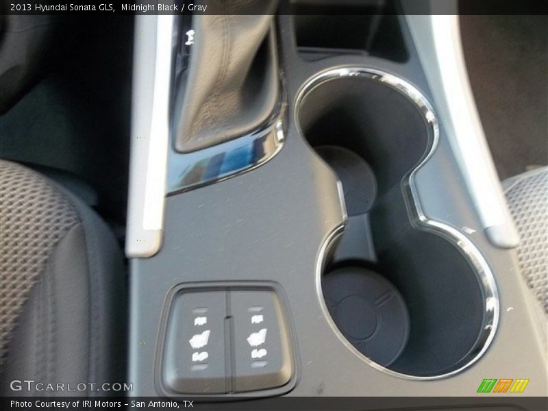 Midnight Black / Gray 2013 Hyundai Sonata GLS