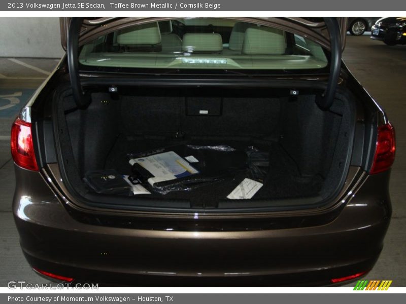 Toffee Brown Metallic / Cornsilk Beige 2013 Volkswagen Jetta SE Sedan